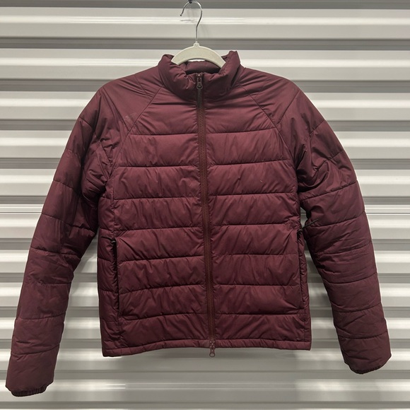 Everlane Women The Lightweight Puffer Full Zip Jacket Burgundy Size Small - Picture 2 of 9